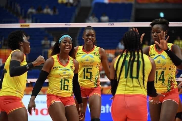 VOLLEYBALL : LES LIONNES INVITḖES AU LUXEMBOURG POUR UN STAGE