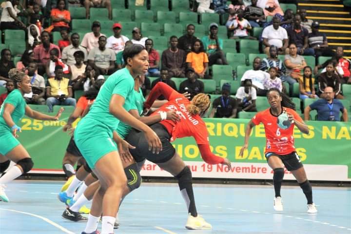 CAN DE HANDBALL (F) : LE RËVE BRISḖ DES LIONNES