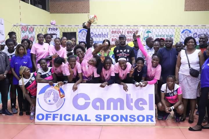 <strong>FECAVOLLEY : CAMEROON WARRIORS VB DOMINE LE PREMIER OPEN CAMTEL DAMES DE LA SAISON</strong>