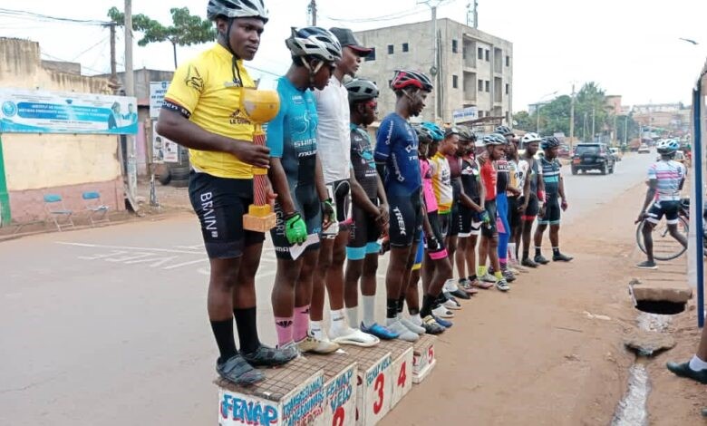 FENAP VELO AC : ZIDANE NGUEMO DÉTRÔNE LE CHAMPION AU 9ᵉ « ÇA ME DIT VÉLO ». FENAP VELO AC : ZIDANE NGUEMO DÉTRÔNE LE CHAMPION AU 9ᵉ « ÇA ME DIT VÉLO ».