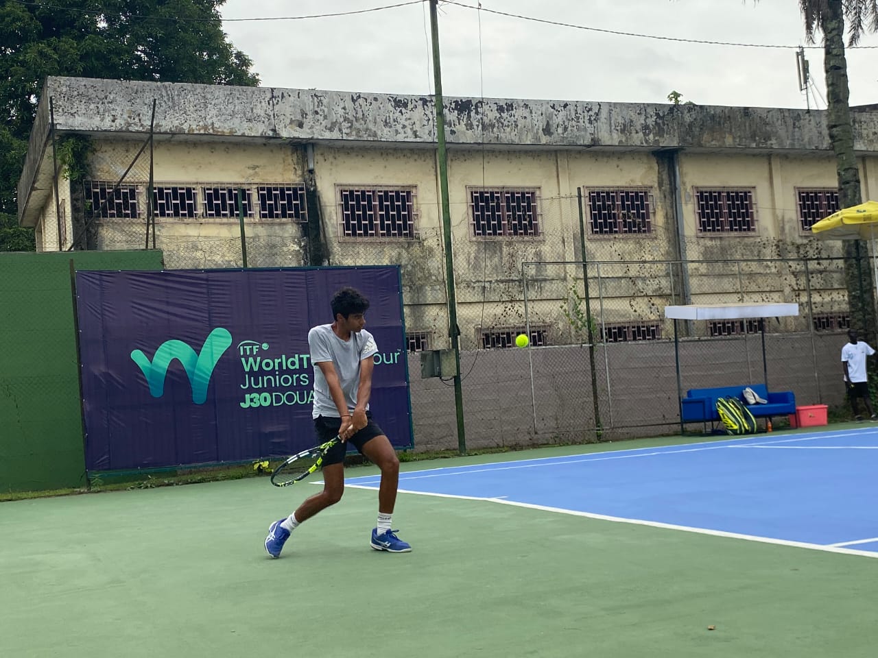 MTN ITF J30 DOUALA : LA HIÉRARCHIE BOUSCULÉE SUR LES COURTS DE LA CAPITALE ÉCONOMIQUE