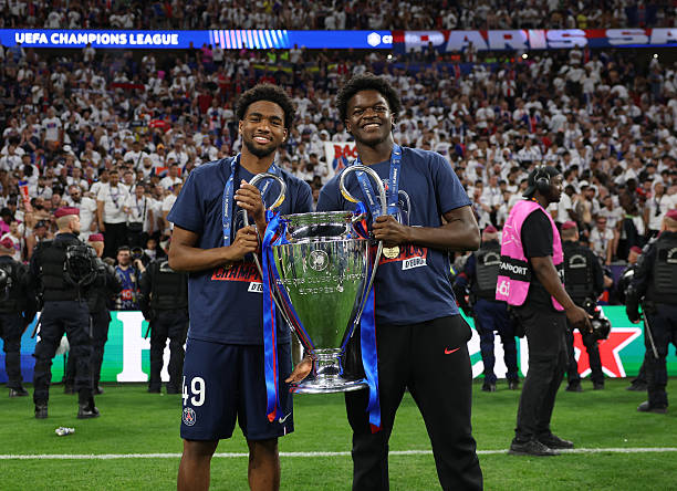 PSG : QUENTIN NDJANTOU, LE NOUVEAU JOYAU DE LA COURONNE EUROPÉENNE PSG : QUENTIN NDJANTOU, LE NOUVEAU JOYAU DE LA COURONNE EUROPÉENNE