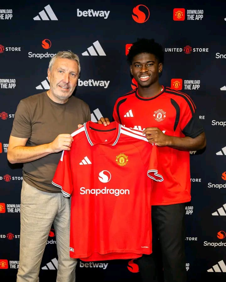 TRANSFERT : CARLOS BALEBA À MANCHESTER UNITED, LA TRAJECTOIRE DORÉE