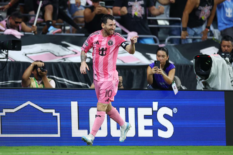 SOIRÉE DE LÉGENDE POUR LIONEL MESSI : L’ARGENTIN FOND SUR LA LEAGUES CUP ET S’OFFRE UN RECORD SOIRÉE DE LÉGENDE POUR LIONEL MESSI : L’ARGENTIN FOND SUR LA LEAGUES CUP ET S’OFFRE UN RECORD